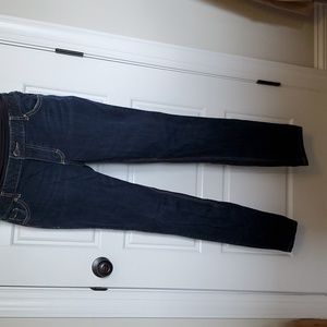 NWOT slim leg jean